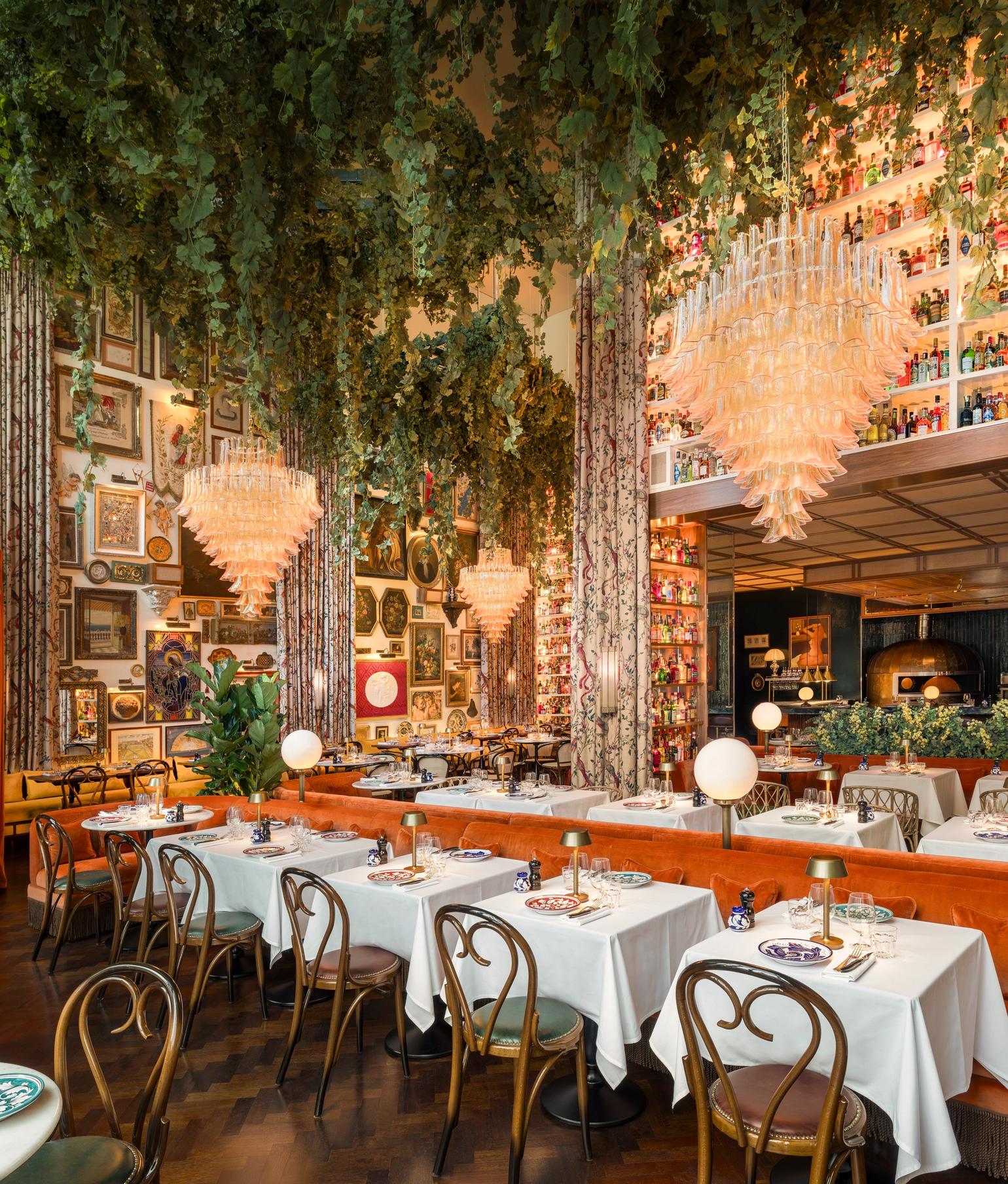 Big Mamma · Italian restaurants con molto amore